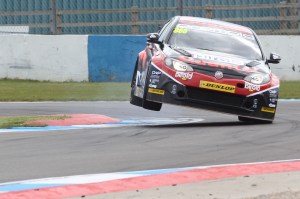 Quantel Bifold Racing MG6 GT